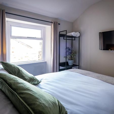 Dalton Sq Apartment 2 Ланкастер Экстерьер фото